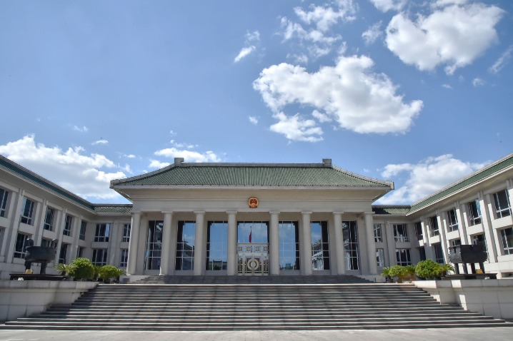 Ying Yong grants interview to Russian newspaper Izvestia