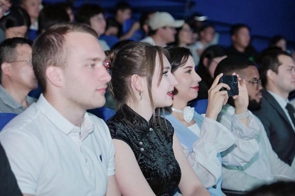 Qiantang leverages international students for global outreach