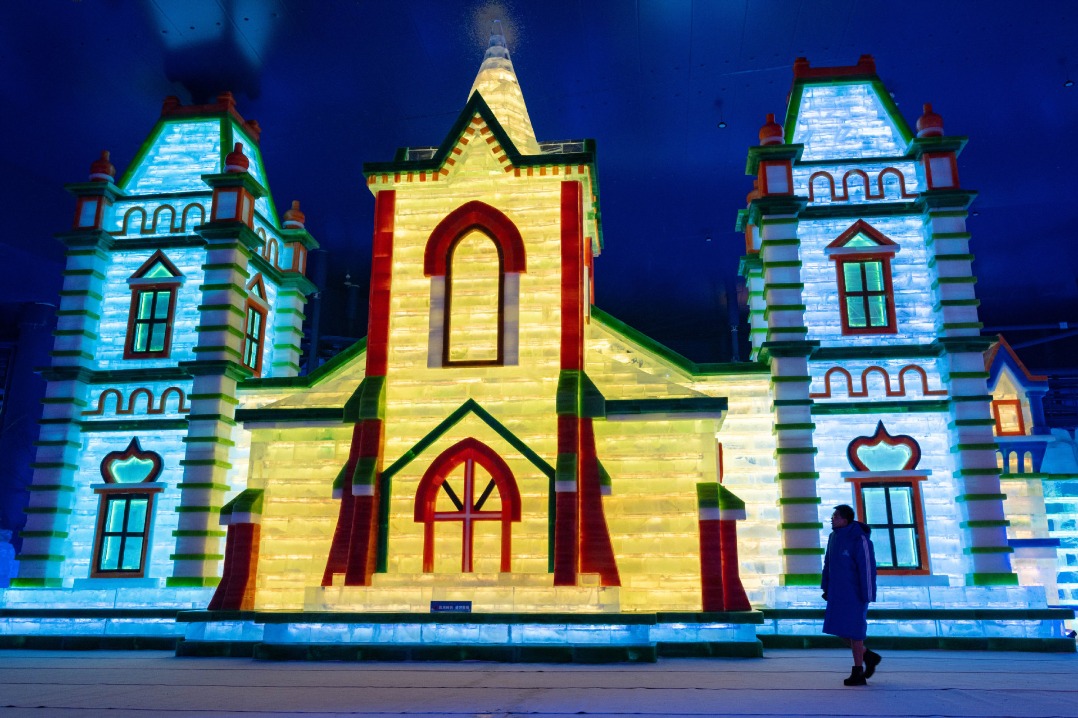 Summer travel heats up in China's 'ice city'