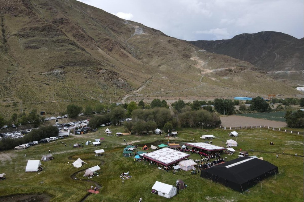 Picnic camp sites boost incomes in Dagtse, Lhasa