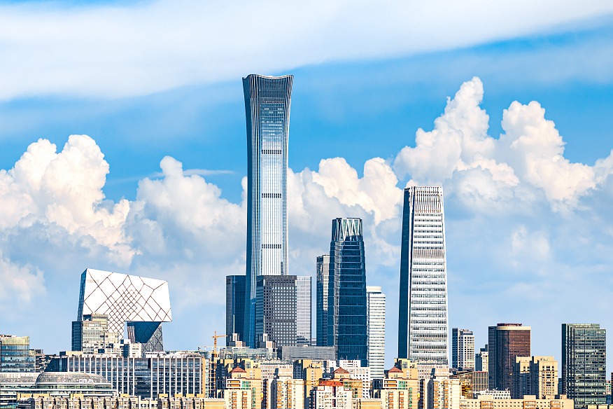 Beijing receives over 8 million tourists during Mid-Autumn Festival