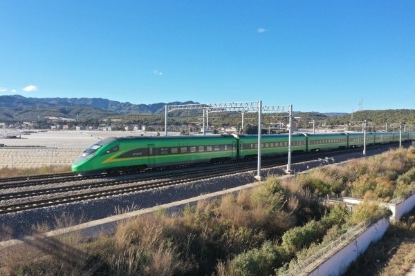 China-Laos Railway has handled 10 million tons of goods