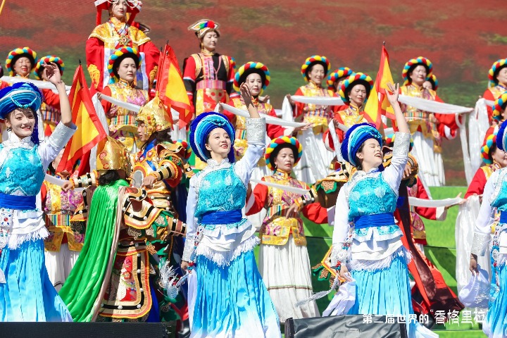2nd Shangri-La Cultural Tourism Festival promotes winter travel discounts