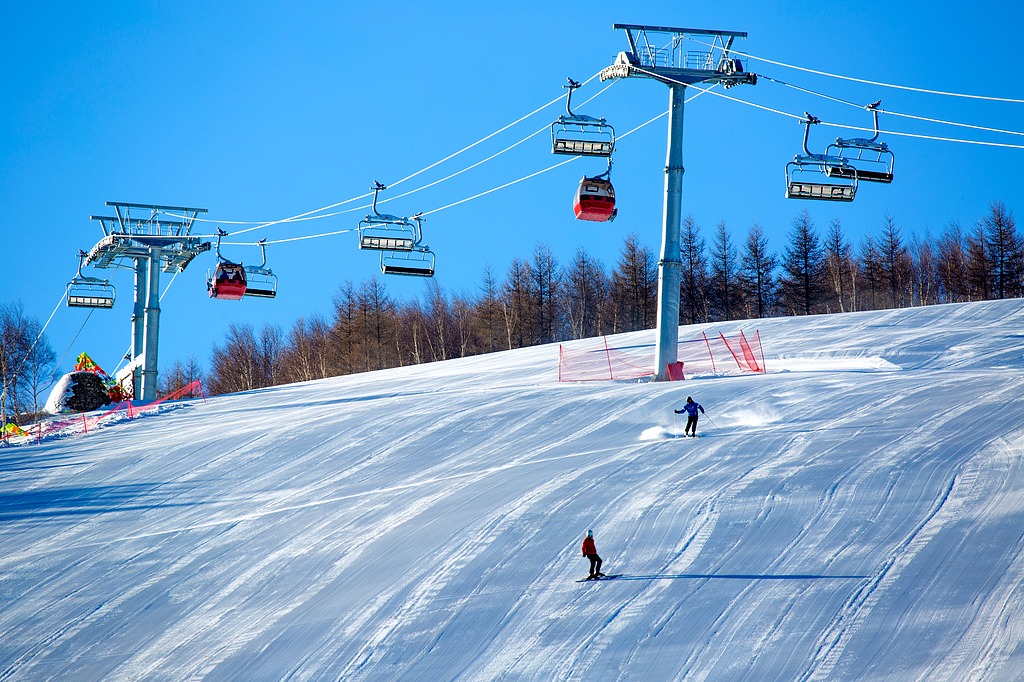 Chongli ski resorts open for new season