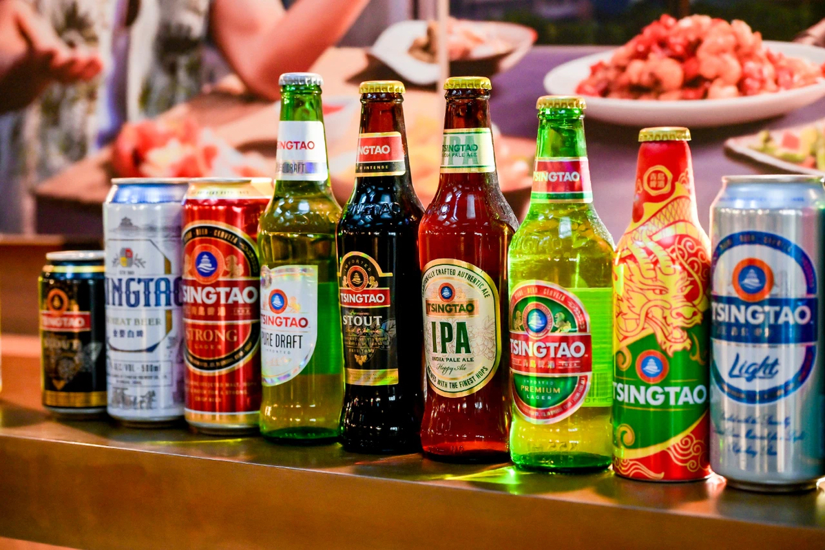 Toasting an NYC fashion brand with Tsingtao beer