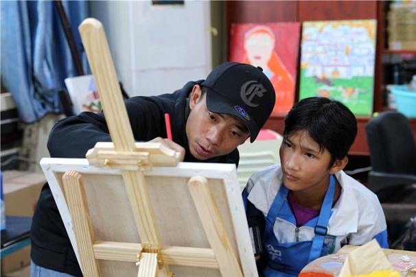 Xizang reaches full enrollment in special education
