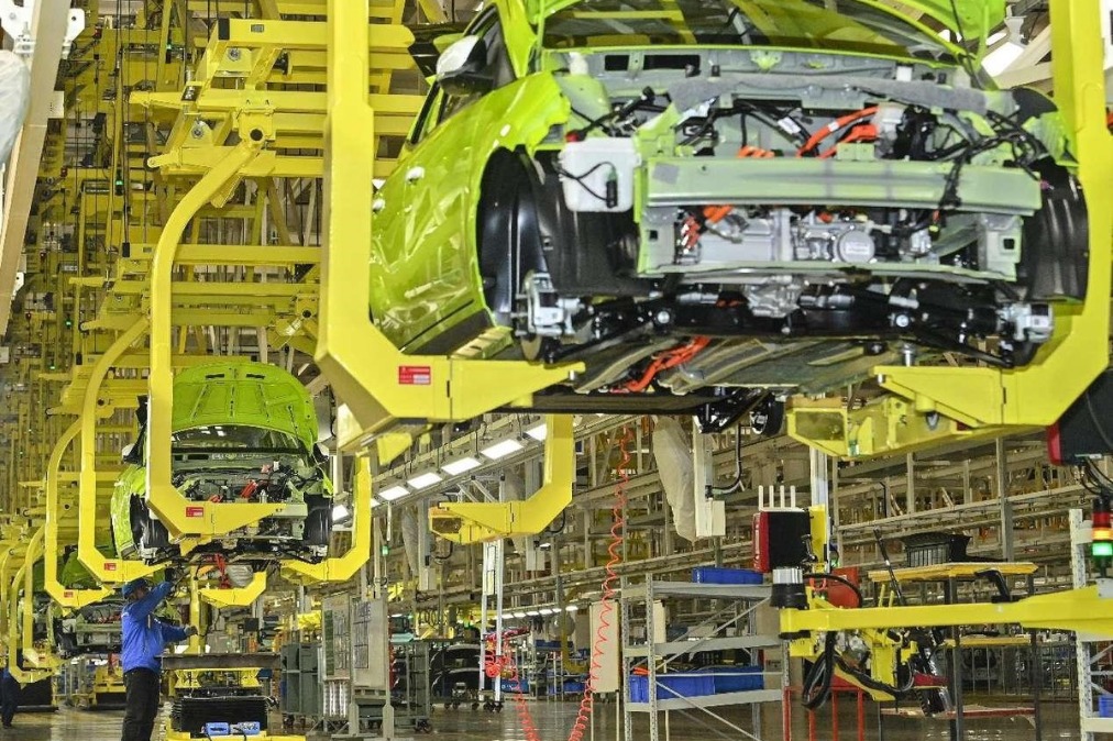 Chinese EVs dominate Myanmar's Christmas motor show