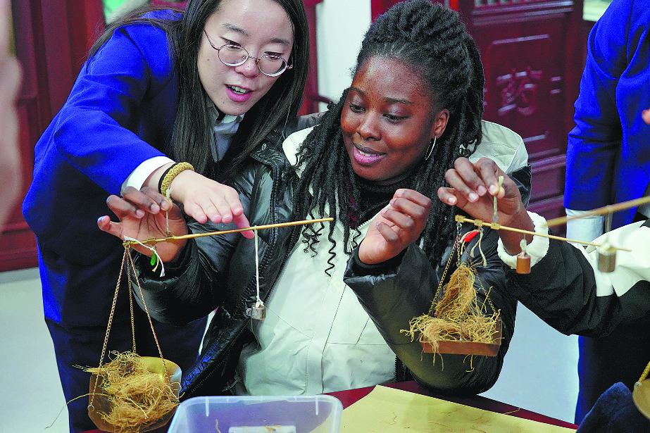 International students get hands-on TCM experience
