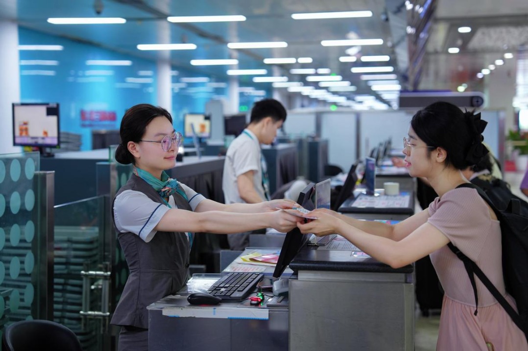 Hainan gears up for 2025 Spring Festival travel rush