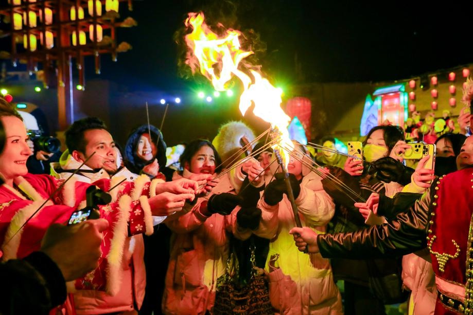 International students embrace Spring Festival event in Ningxia