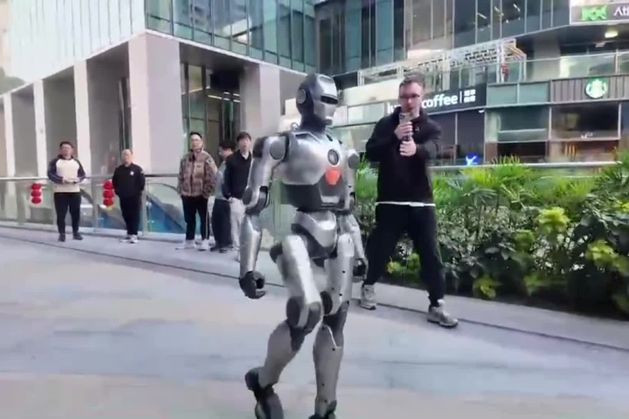 Stiff to smooth: Robots take giant leap