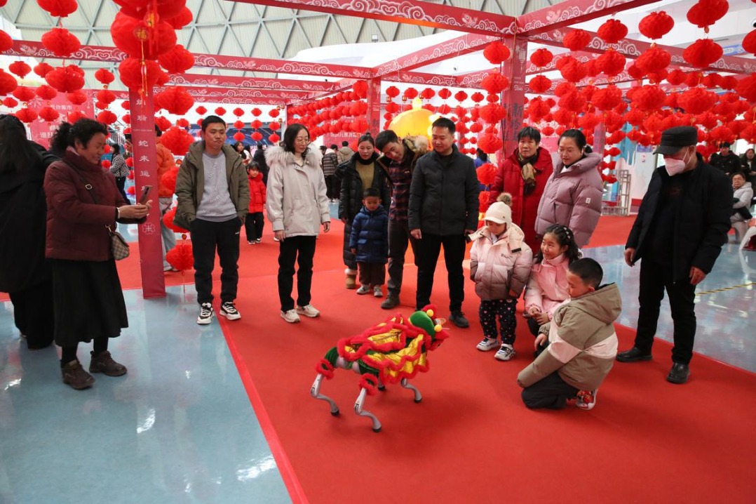 Heritage, tech fusion boosts Spring Festival celebrations