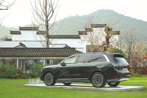 Intelligent driving a new engine for China's NEV industry