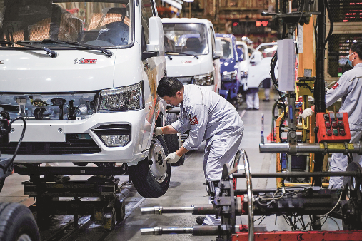 Chinese carmakers step up global expansion