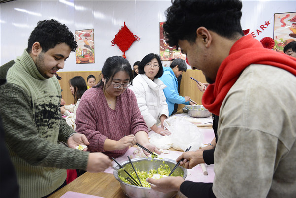 Expats uncover authentic charm of Chinese traditions in Qingdao