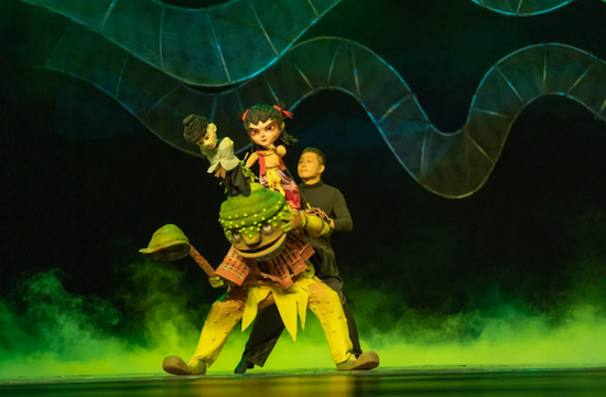 Yangzhou puppetry adaption of Ne Zha