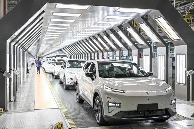 China open to green industry cooperation with Europe