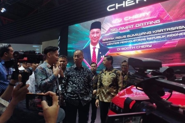 Chinese automakers gain ground at Indonesia's largest auto show