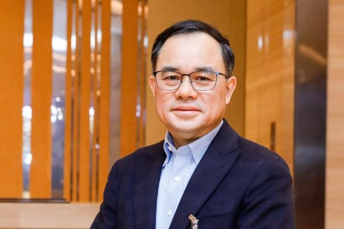 Deputy proposes shared database for China's auto industry