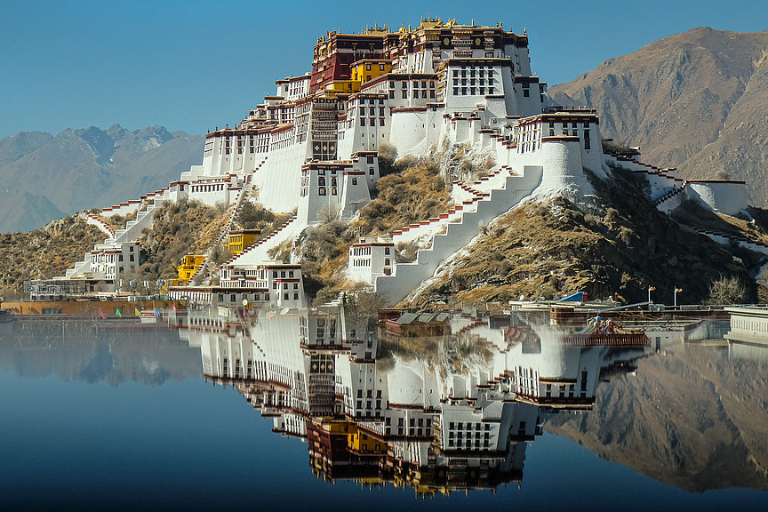 Xizang's foreign trade hits $1.74 billion in 2024