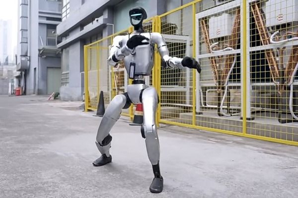 Robot made by Hangzhou-based Unitree wows with kung fu moves