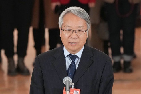 Visitors dig for historical knowledge in China's many museums