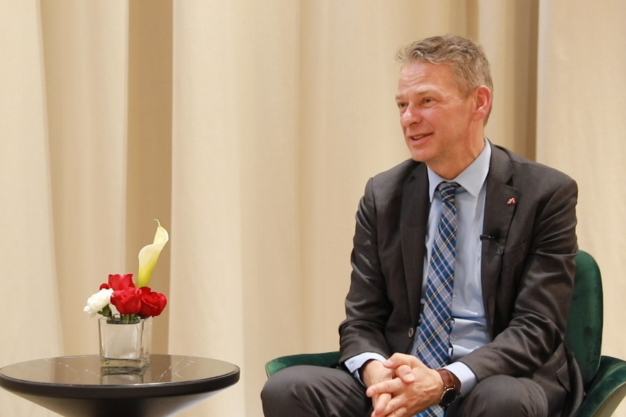 China and Austria are in the same boat