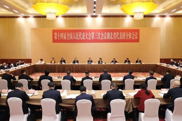 Hubei NPC deputies: Building world-class optoelectronic information industry cluster