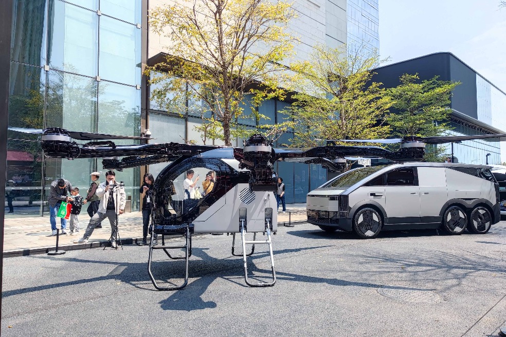 Mass rollout set to begin of smart car technology