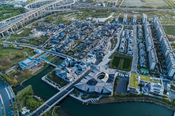 Qingpu area of Hongqiao Intl CBD enhances efforts to optimize business environment