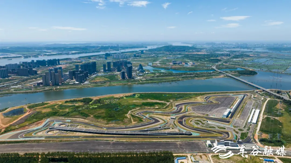 WEDZ unveils intelligent connected vehicle testing platform