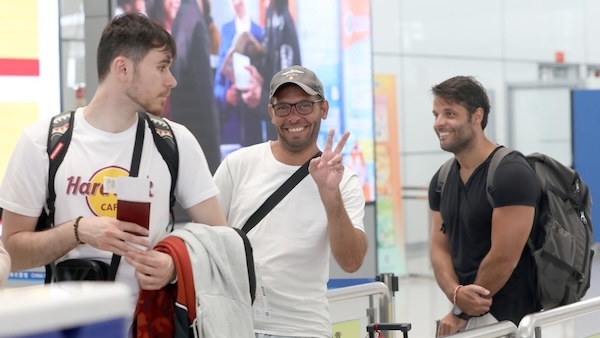 Ningbo airport handles record passengers during May Day holiday