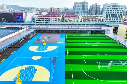 5,000-square-meter sports park unveiled on rooftop