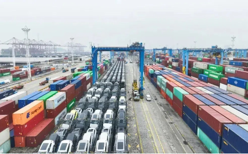 Zhejiang ports achieve strong Q1 performance