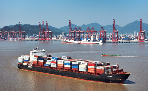 Zhejiang ports power foreign trade