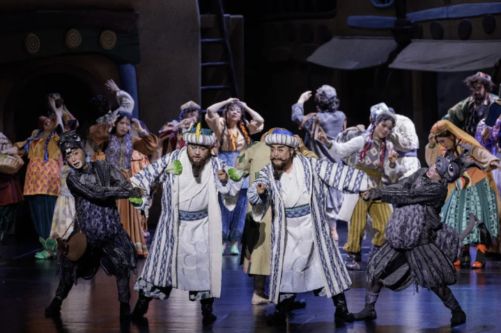 'The True and False Afanti' debuts in Beijing