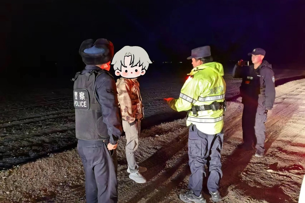 Trapped tourist, cyclists rescued over May Day holiday