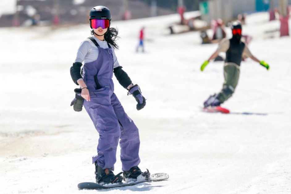 Xinjiang expands sports infrastructure with 88,800 venues by 2024