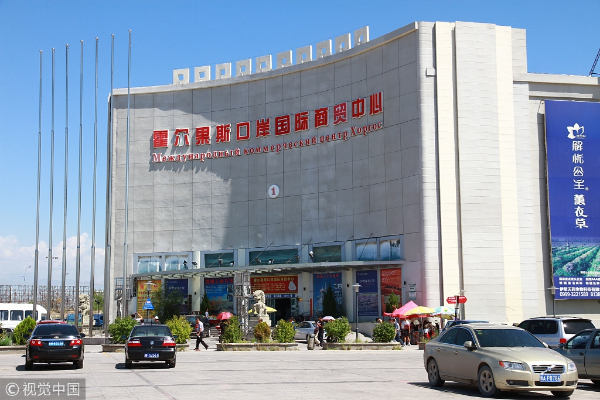 Xinjiang's border port sees surging export of vehicles