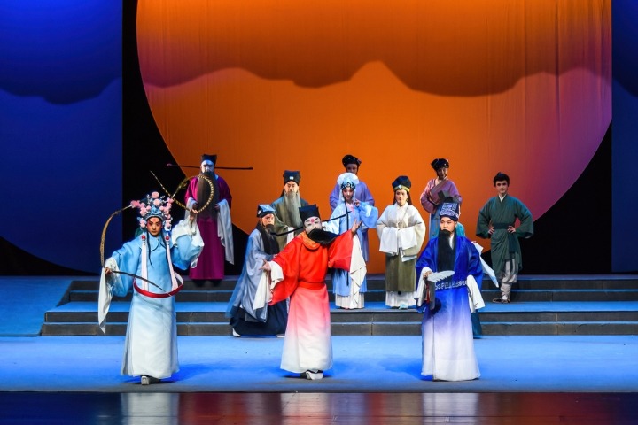 Chuanju Opera shines in Dongguan