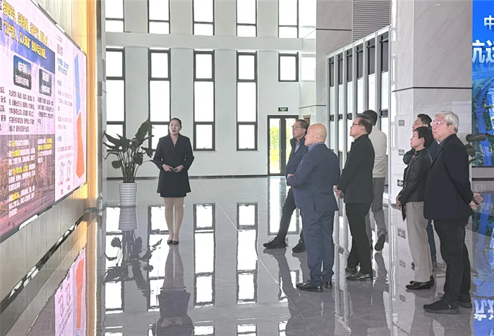 Singapore business delegation explores opportunities in Qingdao FTZ