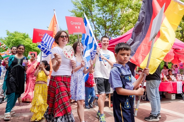 Cultural splendor shines at Wuxi Boston Intl School's celebration