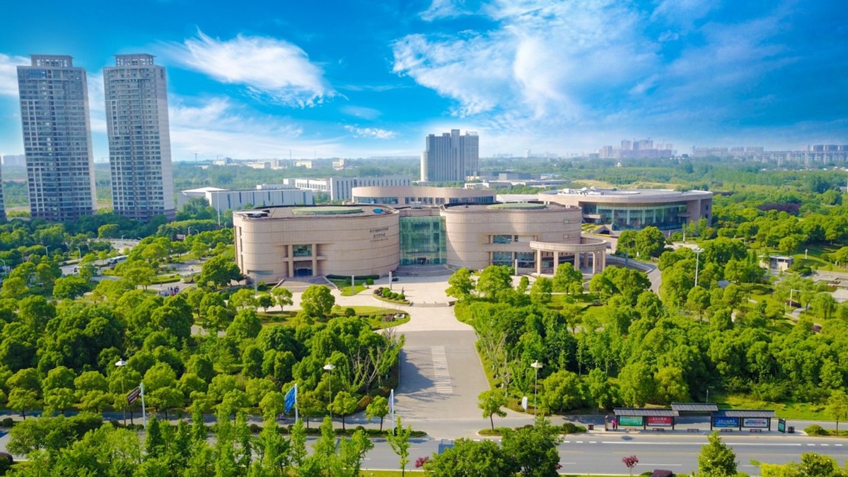 International students bring cultural stories to life at Yangzhou Museum