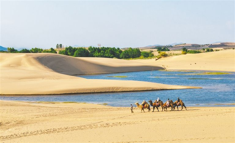 Inner Mongolia sees thriving tourism during Dragon Boat Festival holiday