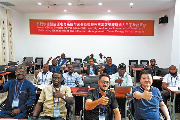 China helps 'empower' developing nations