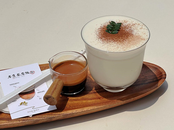 Liangjiang coffee makes a splash in Singapore