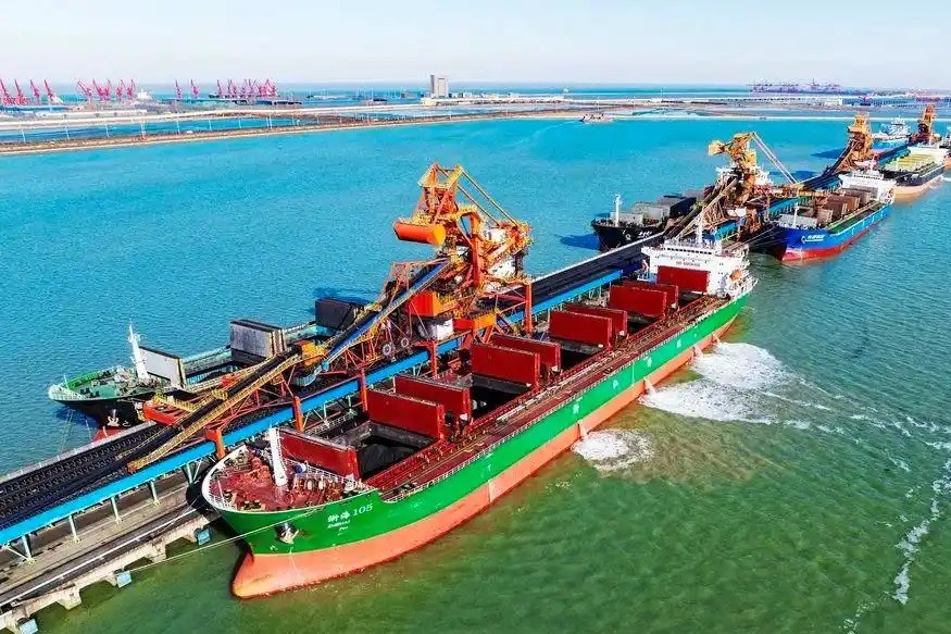 China introduces robotic inspection of freight trains