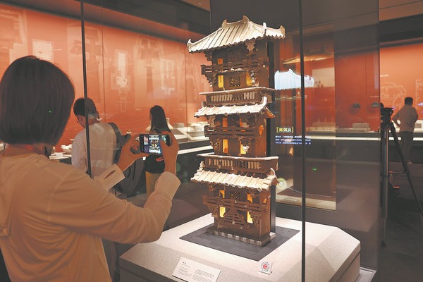 Routines of antiquity in focus