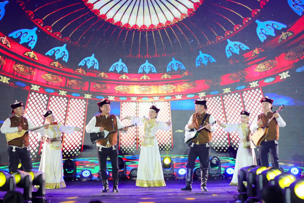 China Xinjiang Folk Art Season kicks off western tour in Guiyang