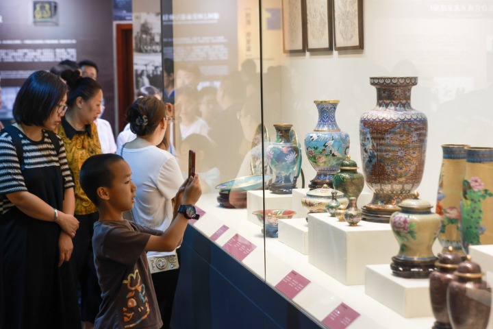 Cloisonné dreams illuminate Beijing nights